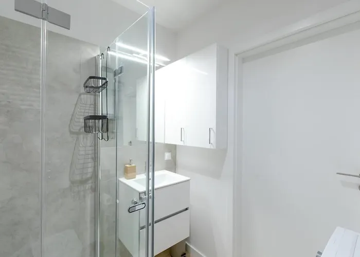 Kremowy By Major Domus Club